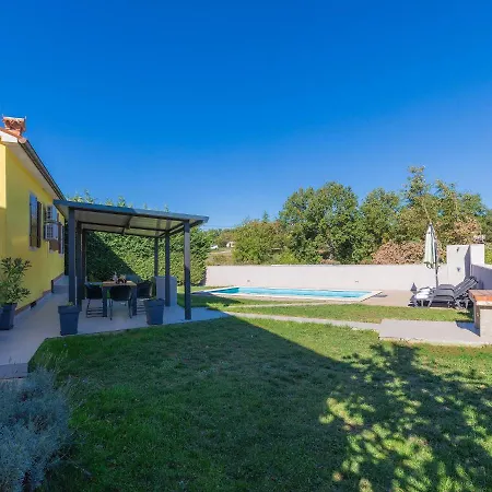 Holiday home Corina By Interhome *